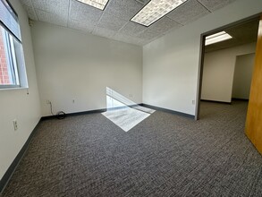 4400 Old William Penn Hwy, Monroeville, PA for lease Interior Photo- Image 2 of 8