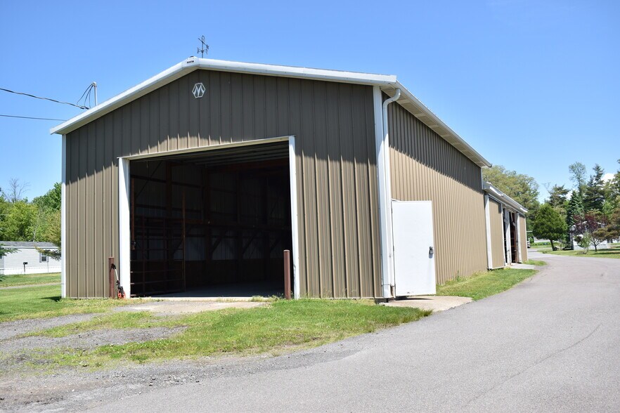 318337A Thompson Road, Oswego, NY 13126