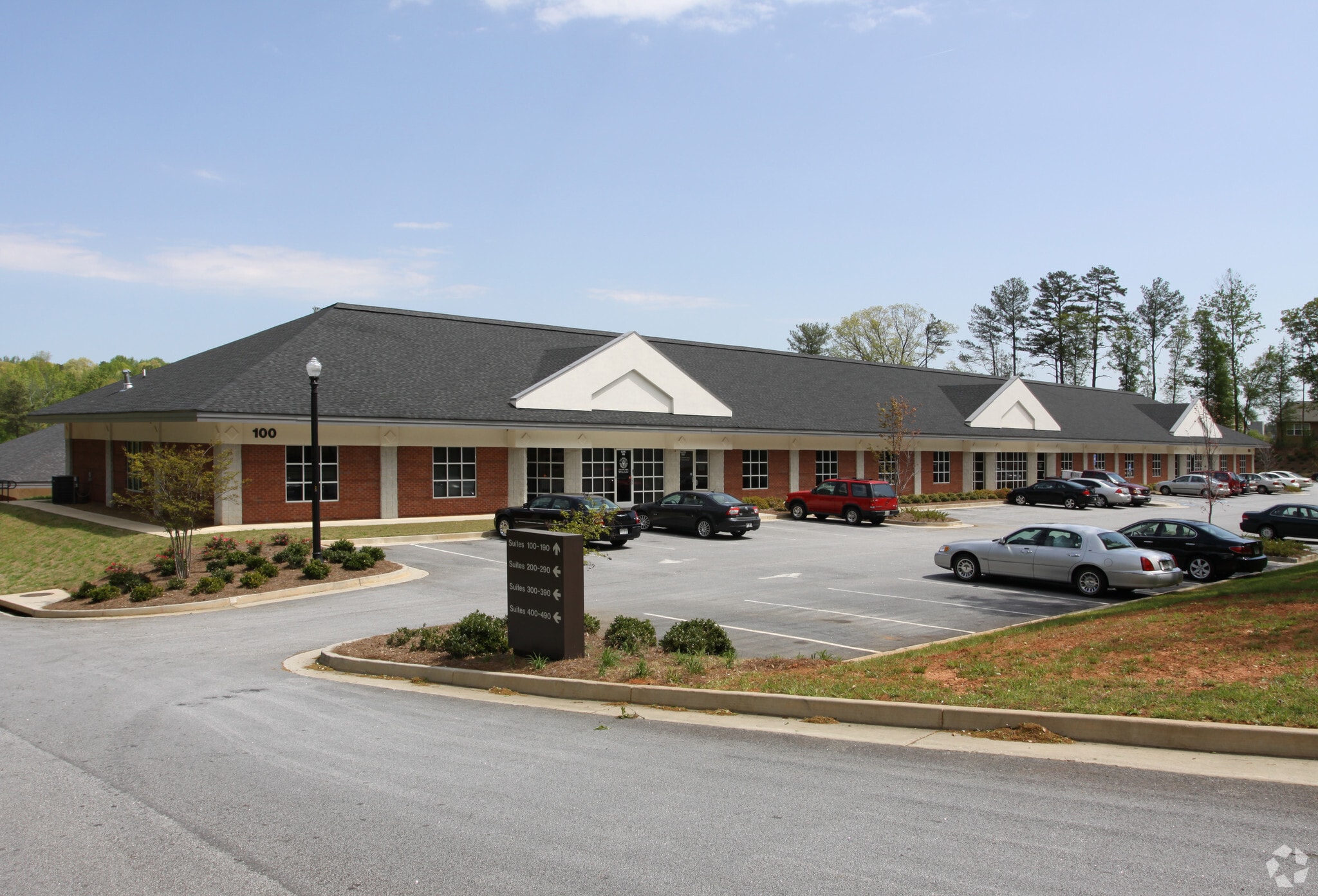 5700 Hillandale Dr, Lithonia, GA for lease Building Photo- Image 1 of 3