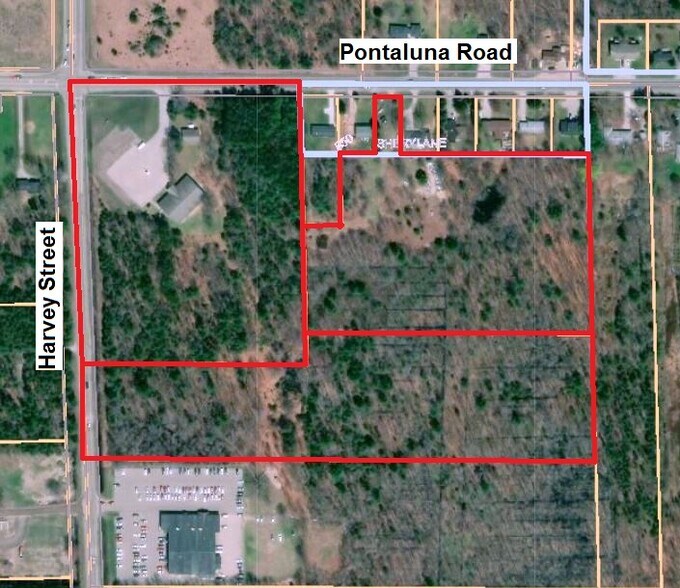 1641 Pontaluna Rd, Spring Lake, MI 49456