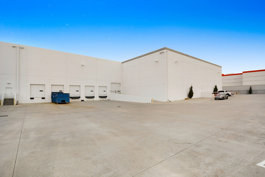 4850-4852 E La Palma, Anaheim, CA for lease - Building Photo - Image 3 of 5