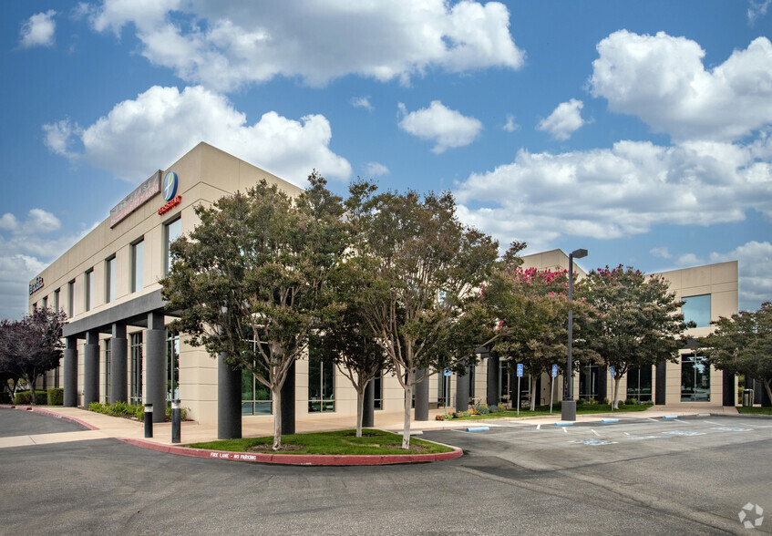 2055 Laurelwood Rd, Santa Clara, CA for lease - Building Photo - Image 2 of 6