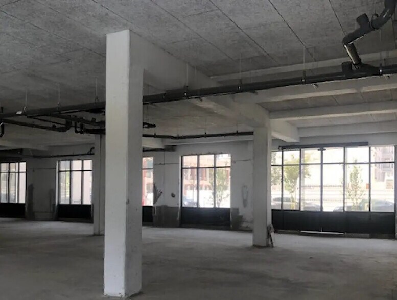 Retail in Clamart for sale - Interior Photo - Image 3 of 3