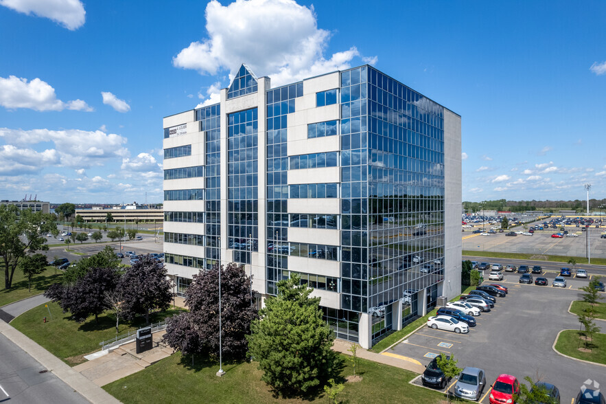 101 Boul Roland-Therrien, Longueuil, QC for lease - Building Photo - Image 1 of 5