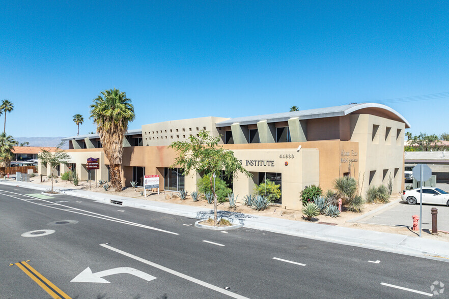 44530 San Pablo Ave, Palm Desert, CA for lease - Building Photo - Image 1 of 8