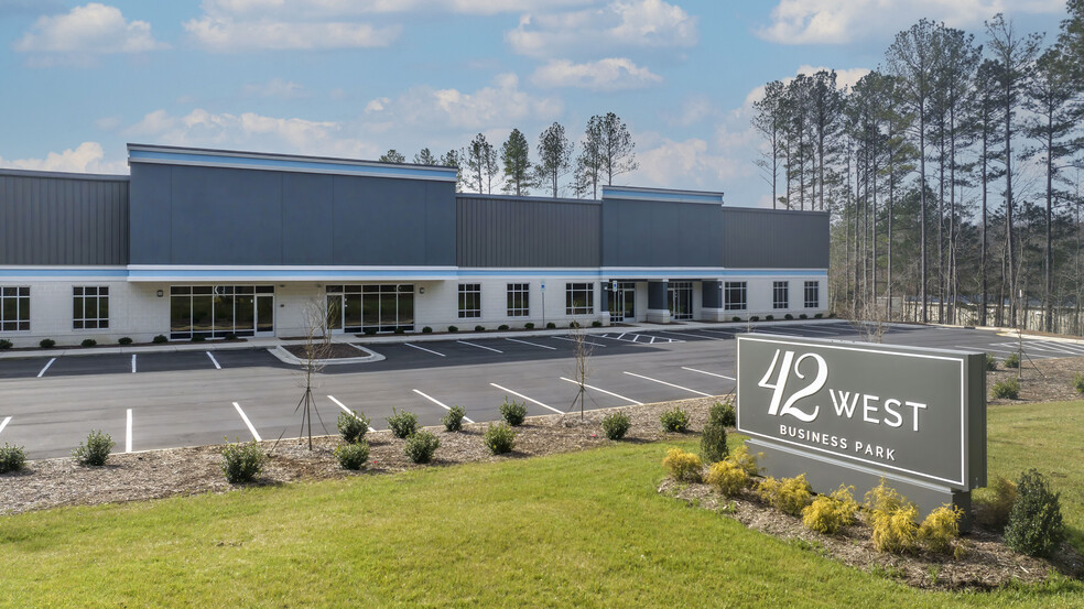 3329 NC-42 West, Clayton, NC for lease - Building Photo - Image 1 of 7