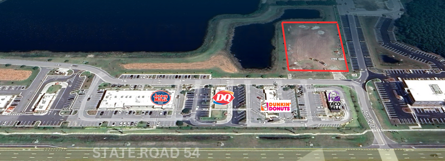 Aprile Dr, Lutz, FL for lease Primary Photo- Image 1 of 6