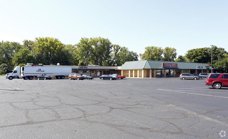 2509-2519 Albany St, Beech Grove, IN for sale - Primary Photo - Image 1 of 1