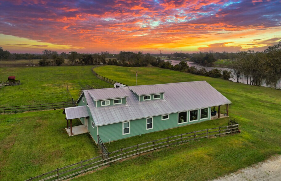 3559 FM 521 Rd, Brazoria, TX for sale - Building Photo - Image 2 of 69