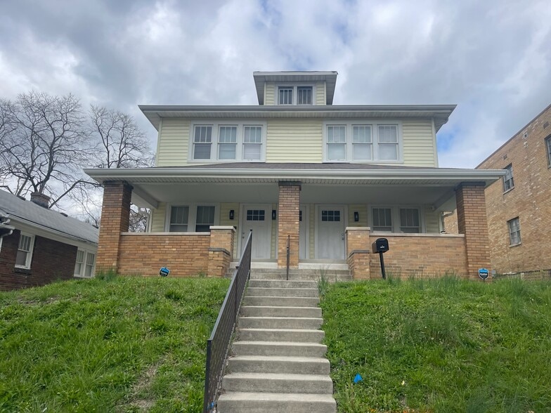 5222 E Washington St, Indianapolis, IN for sale - Building Photo - Image 1 of 9