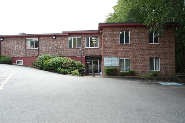 470 Toll Gate Rd, Warwick, RI for sale - Building Photo - Image 1 of 3