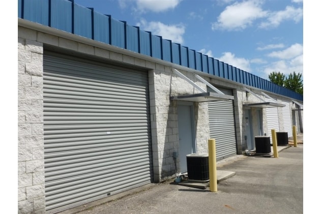 4577 NW 6th St, Gainesville, FL for lease - Building Photo - Image 3 of 7