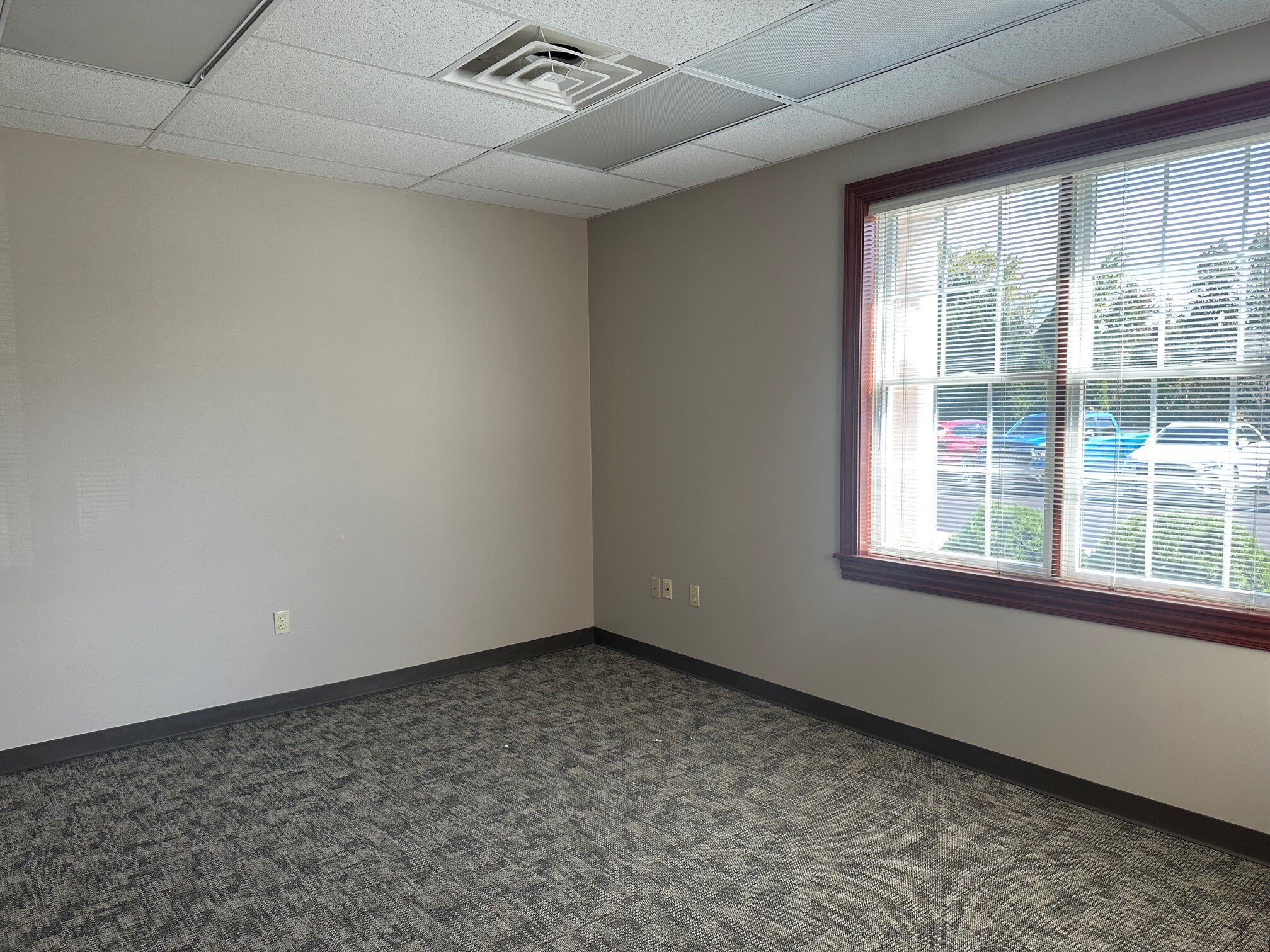 3985-4015 Medina Rd, Medina, OH for lease Interior Photo- Image 1 of 8