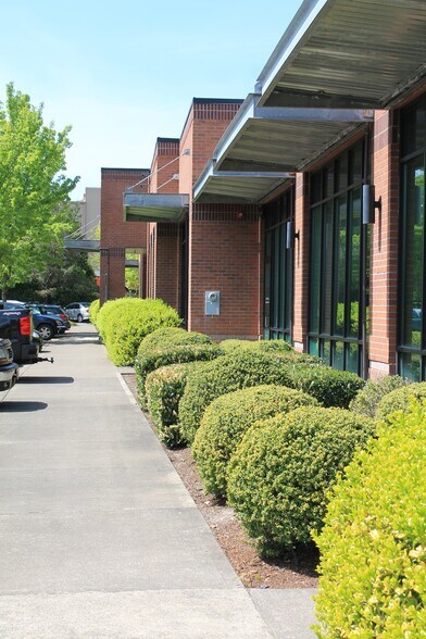 1975 NW 167th Pl, Beaverton, OR for lease - Building Photo - Image 3 of 26