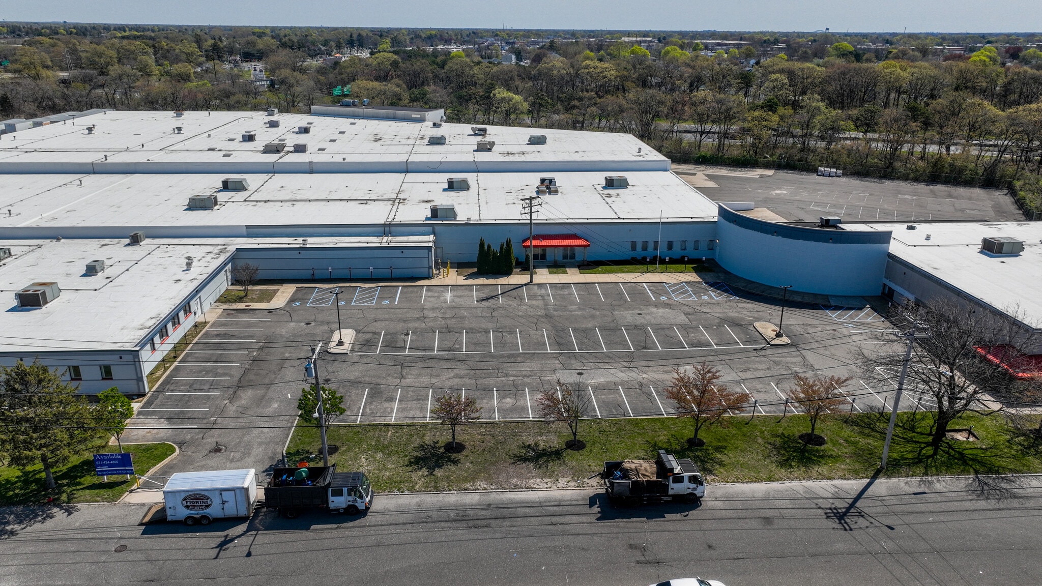 120 Adams Blvd, Farmingdale, NY for lease Building Photo- Image 1 of 16