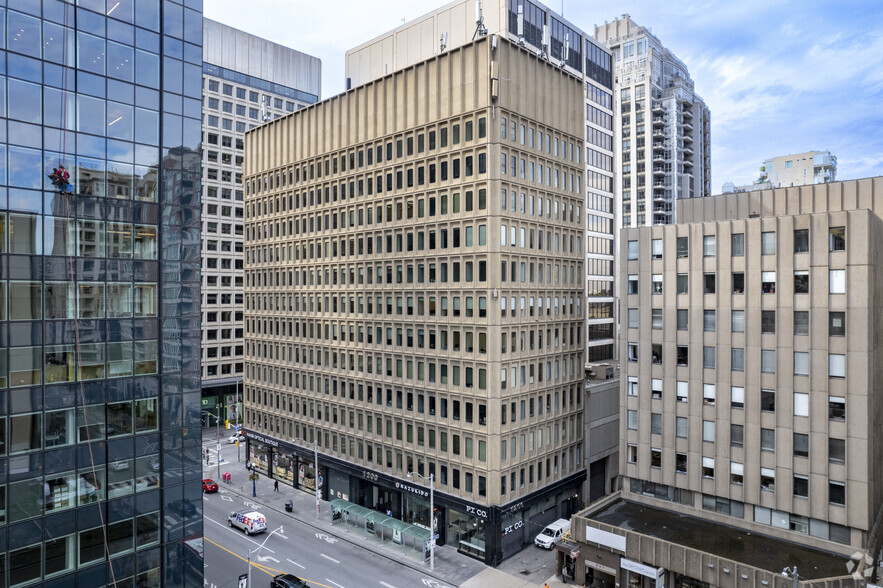 1200 Bay St, Toronto, ON for lease - Primary Photo - Image 1 of 4