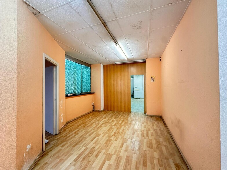 Retail in Carlet for lease - Building Photo - Image 2 of 21