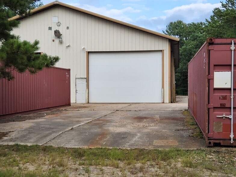502 Switch Rd, Wood River Junction, RI 02894