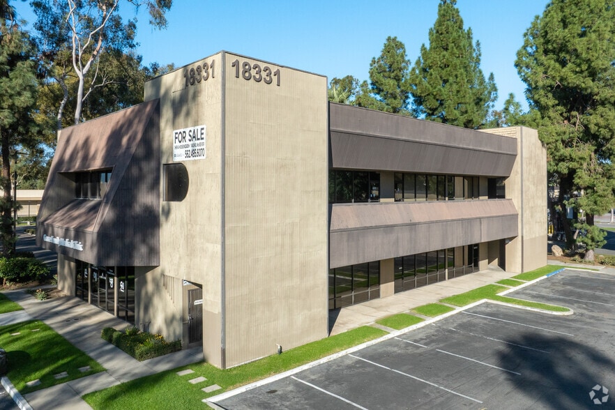 18331 Gridley Rd, Cerritos, CA for sale - Building Photo - Image 2 of 4