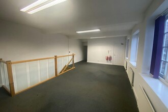 9 Somers St, Leeds for lease Interior Photo- Image 2 of 4