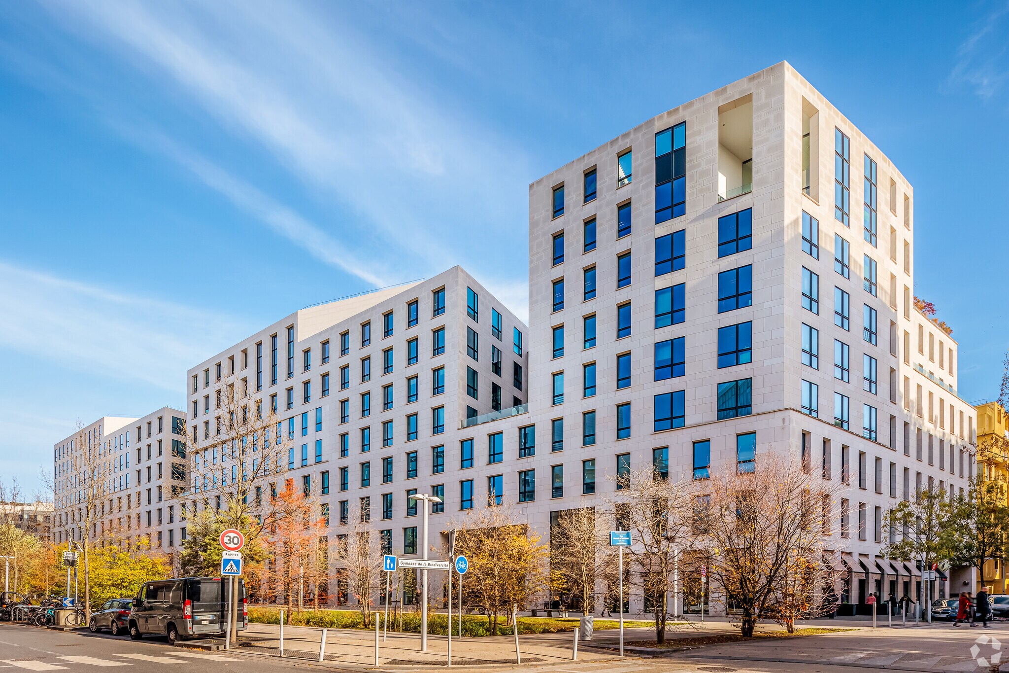 58 Avenue Emile Zola, Boulogne-Billancourt for lease Primary Photo- Image 1 of 6