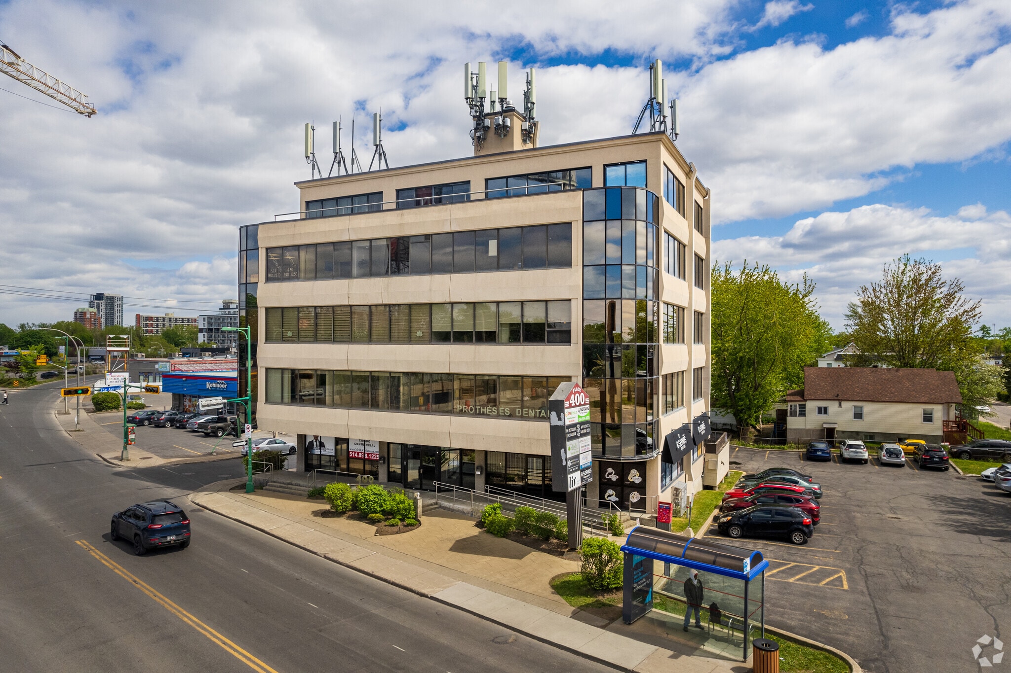 400 Boul Curé-Labelle, Laval, QC for sale Building Photo- Image 1 of 8