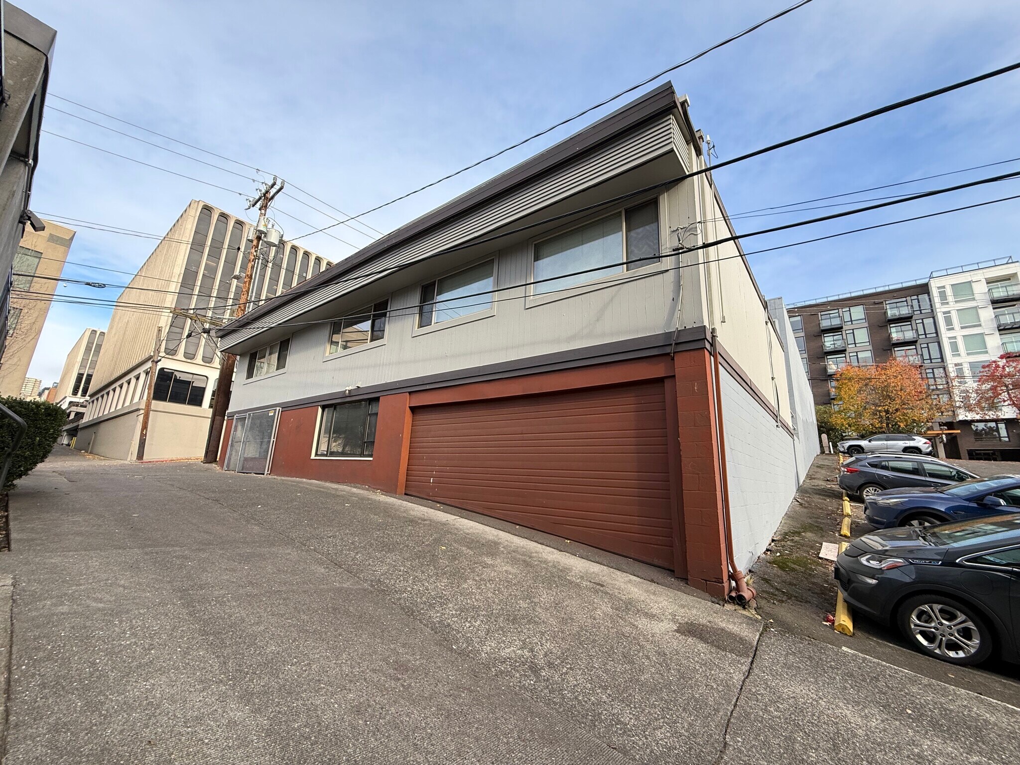 111 W Harrison St, Seattle, WA for lease Building Photo- Image 1 of 6