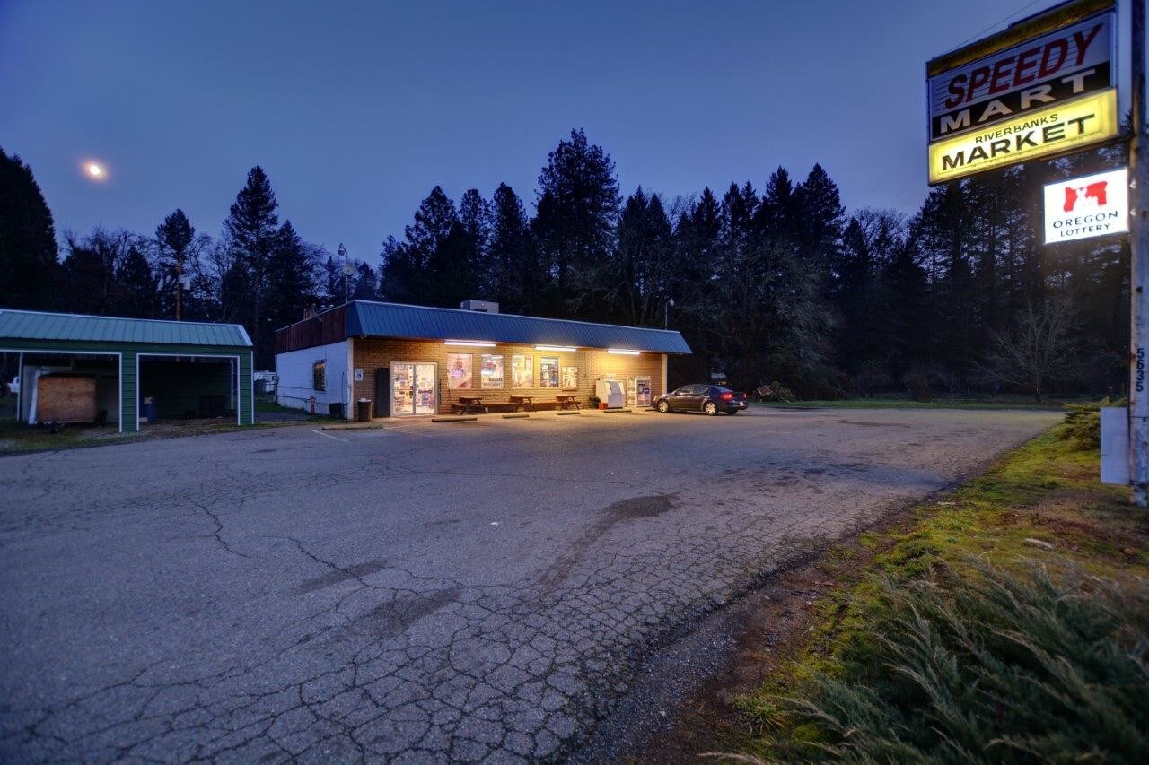 5635 Riverbanks Rd, Grants Pass, OR for sale Primary Photo- Image 1 of 1