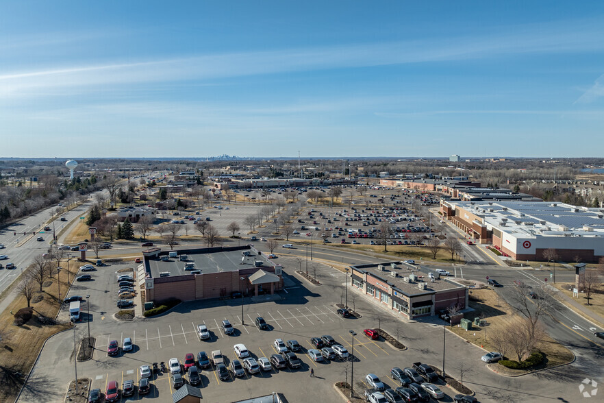 1605 Queens Dr, Woodbury, MN for lease - Aerial - Image 3 of 6