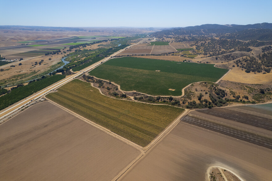 63950 Bernardo Rd, San Ardo, CA for sale - Building Photo - Image 2 of 19