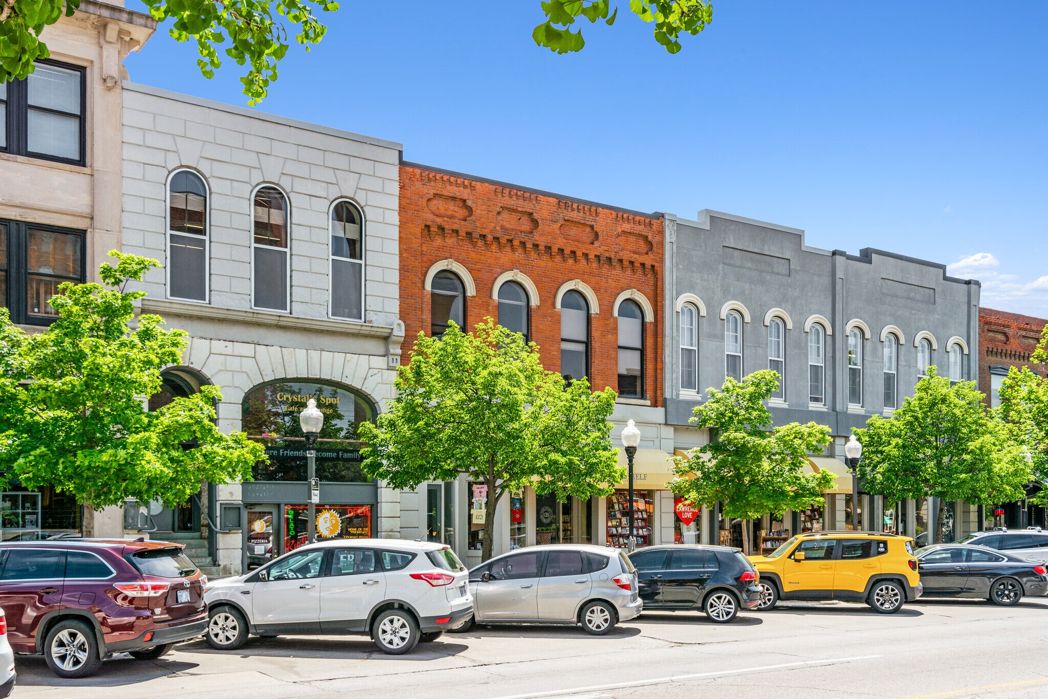 704 S Massachusetts St, Lawrence, KS for sale Building Photo- Image 1 of 1