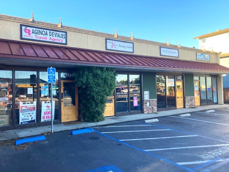 3526-3532 Clayton Rd, Concord, CA for lease - Building Photo - Image 1 of 18