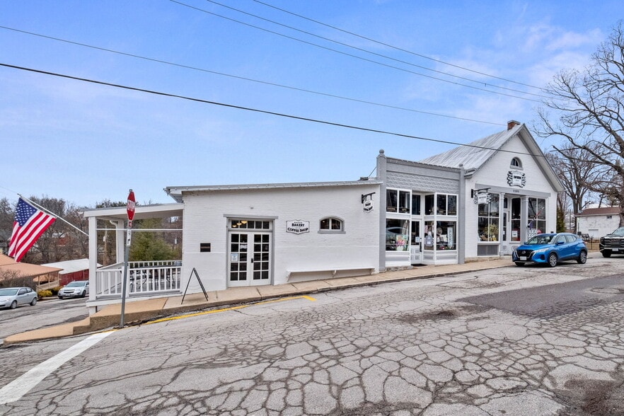 5595 Walnut St, Augusta, MO for sale - Building Photo - Image 3 of 36