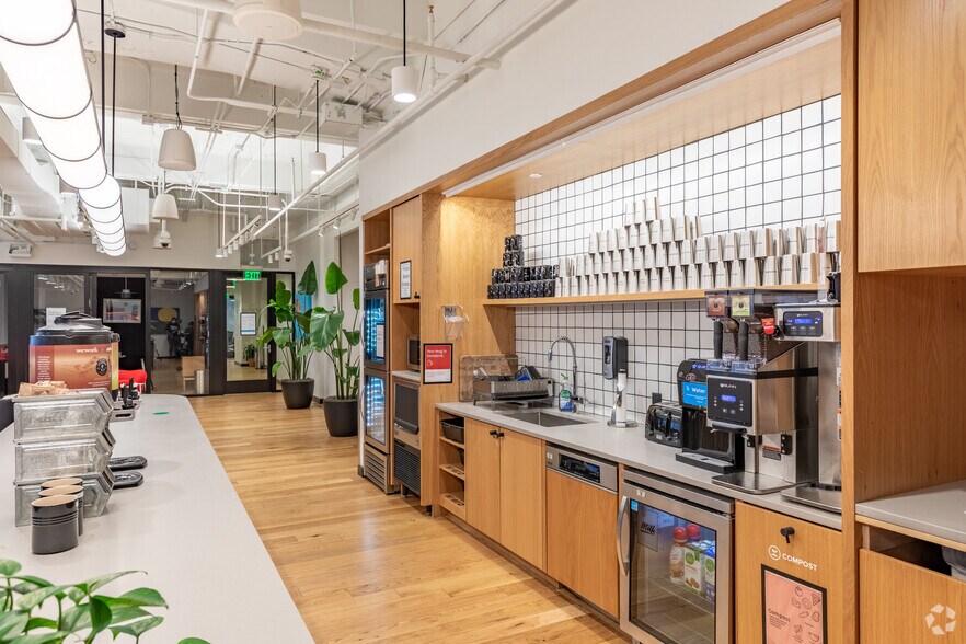 3280 Peachtree Rd NE, Atlanta, GA for lease - Interior Photo - Image 3 of 14