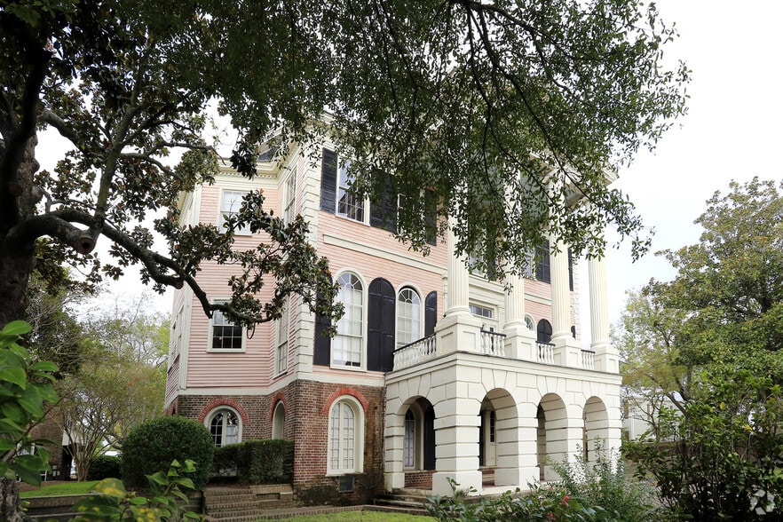 635 E Bay St, Charleston, SC for lease - Building Photo - Image 3 of 176