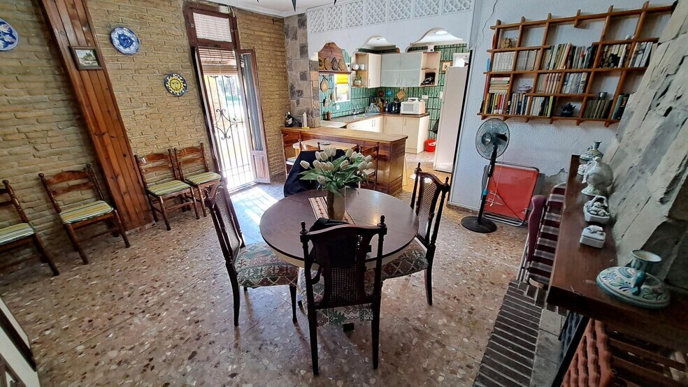 Retail in ALBORAIA for sale - Building Photo - Image 3 of 45