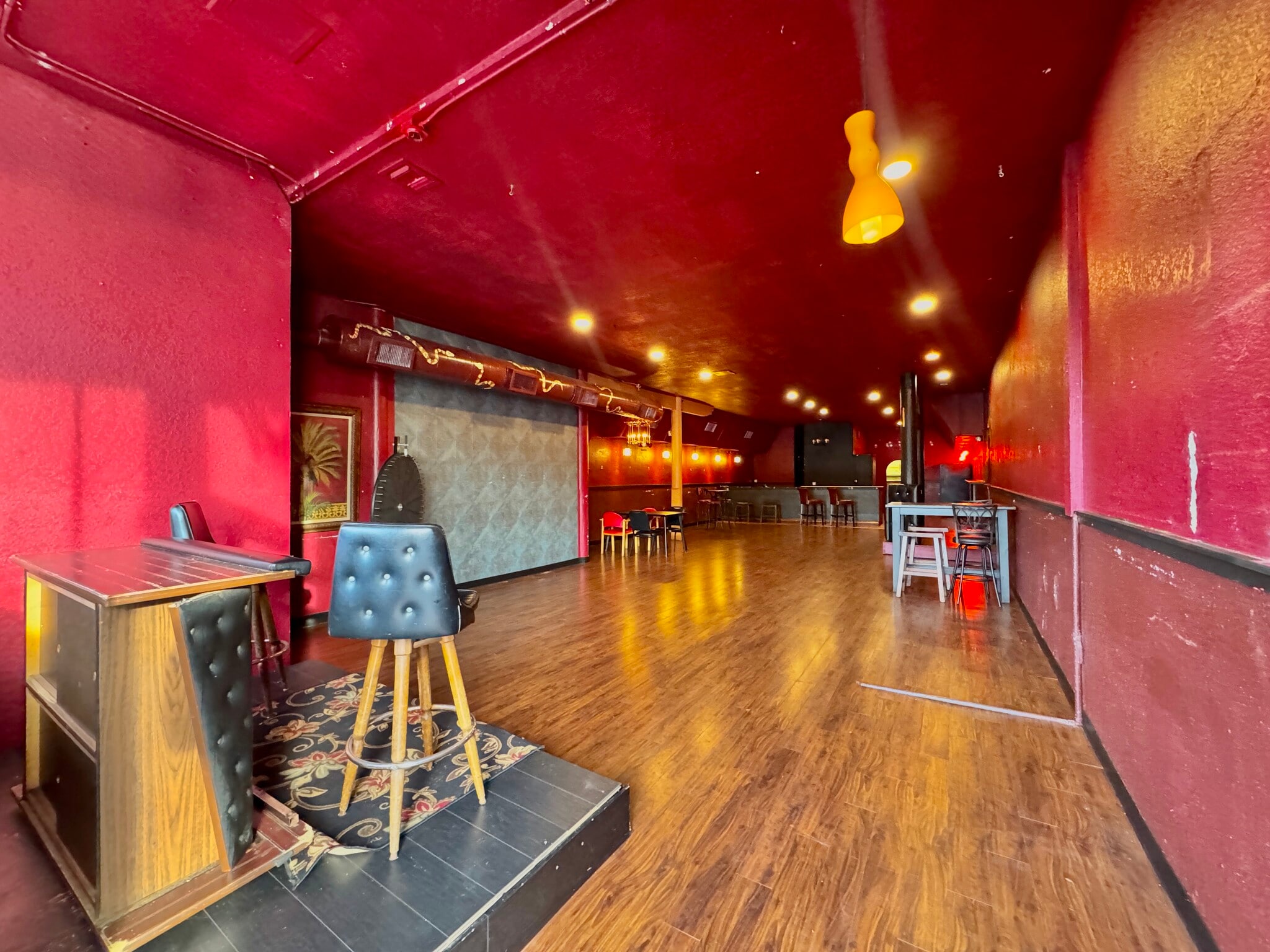 5439 S Tacoma Way, Tacoma, WA for lease Interior Photo- Image 1 of 12