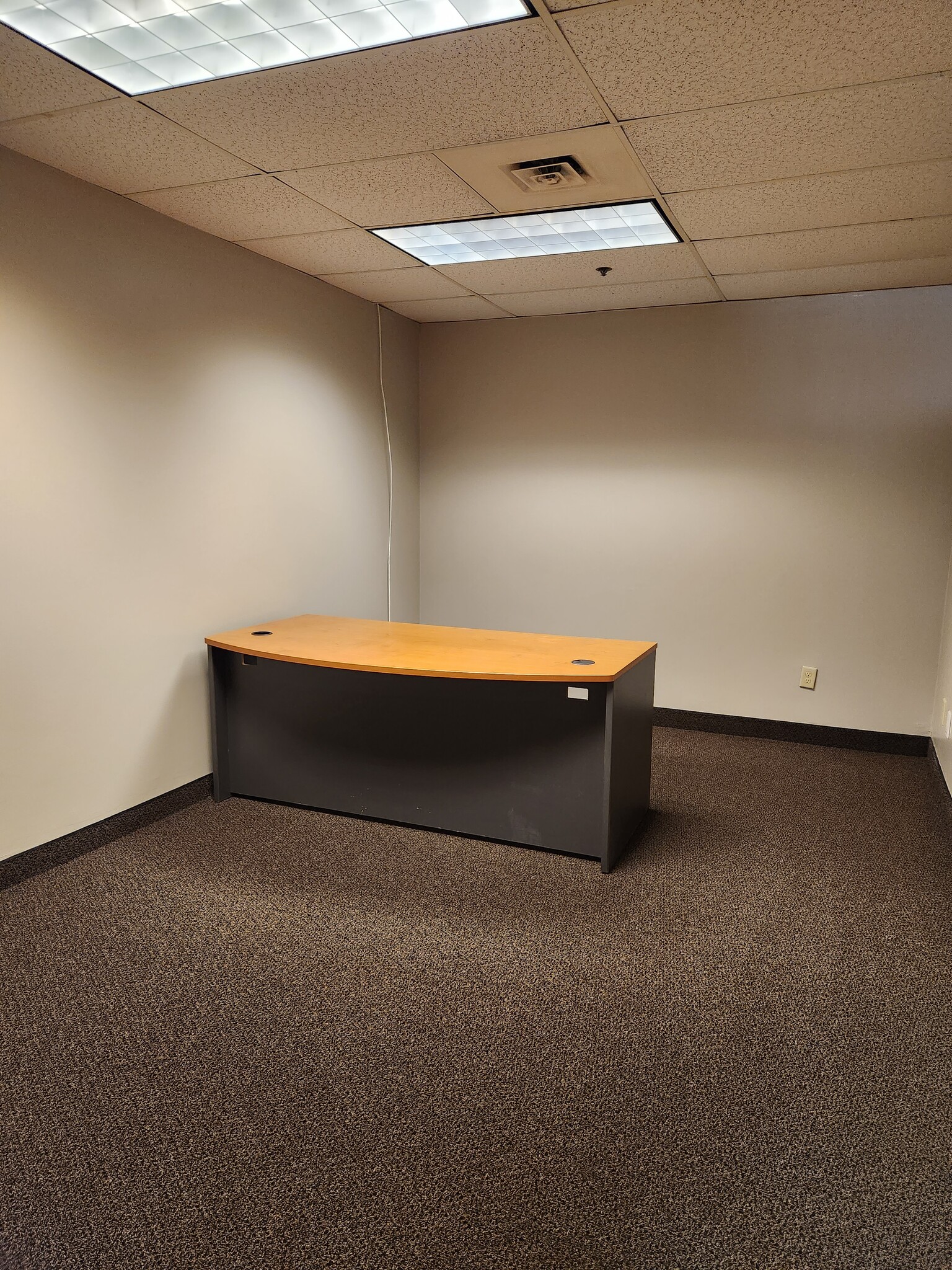 150 Tyler Ave, Hopkins, MN for lease Interior Photo- Image 1 of 1