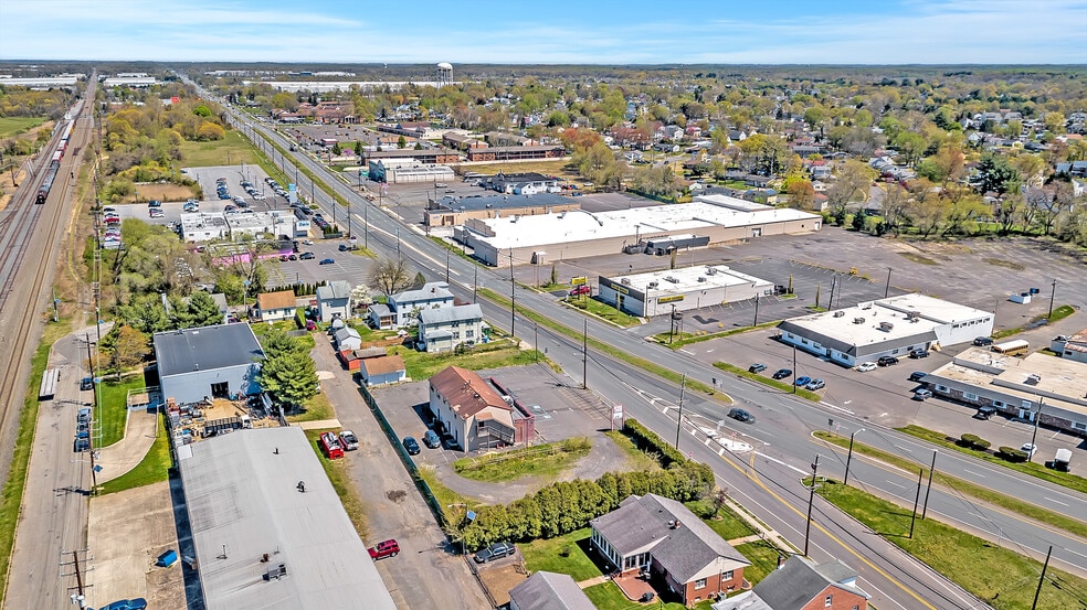 1137 Bordentown Rd, Burlington, NJ for sale - Building Photo - Image 3 of 25