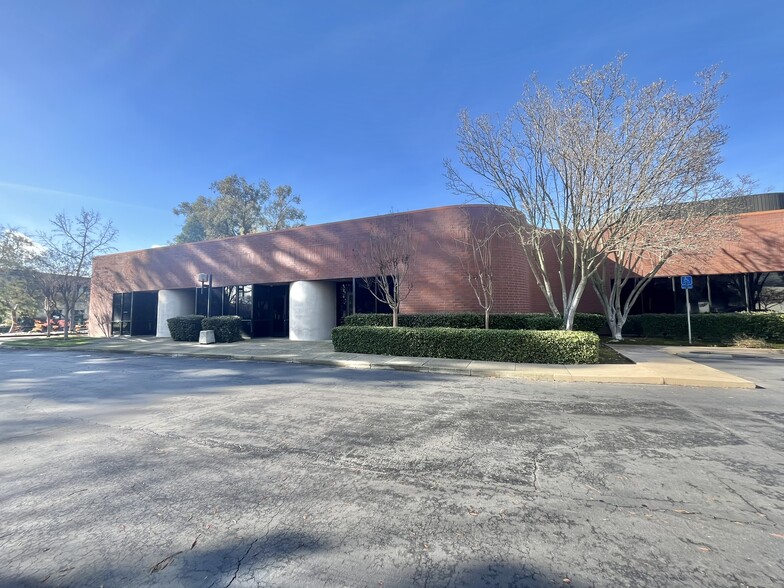 11181 Sun Center Dr, Rancho Cordova, CA for lease - Building Photo - Image 2 of 20