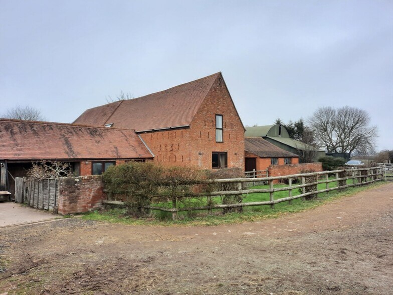 Pershore Rd, Worcester, WR8 9DJ