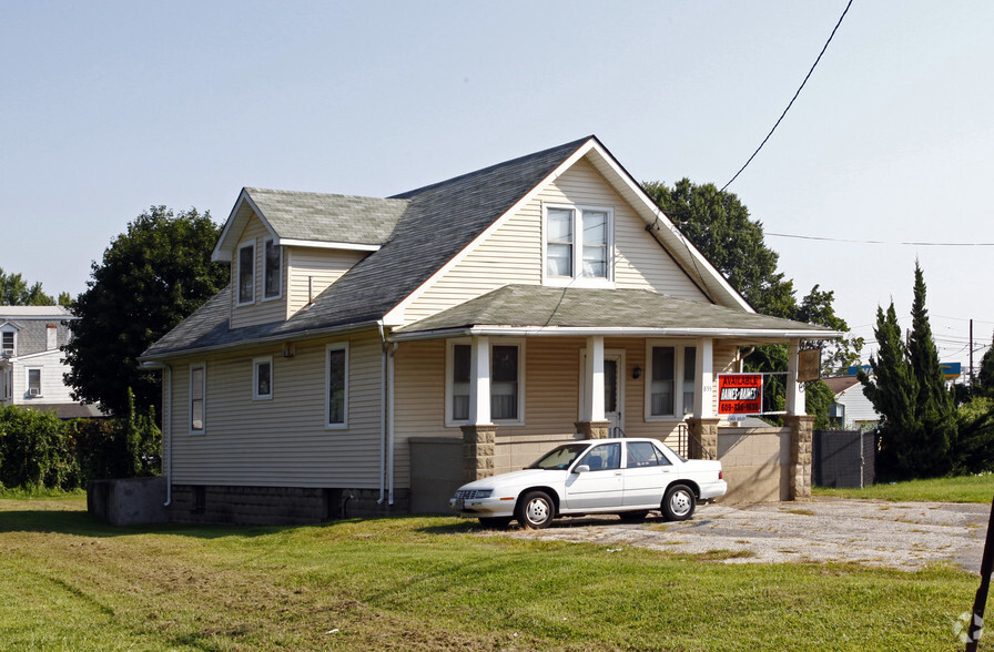 855 Us-130, Burlington, NJ for sale - Primary Photo - Image 1 of 1