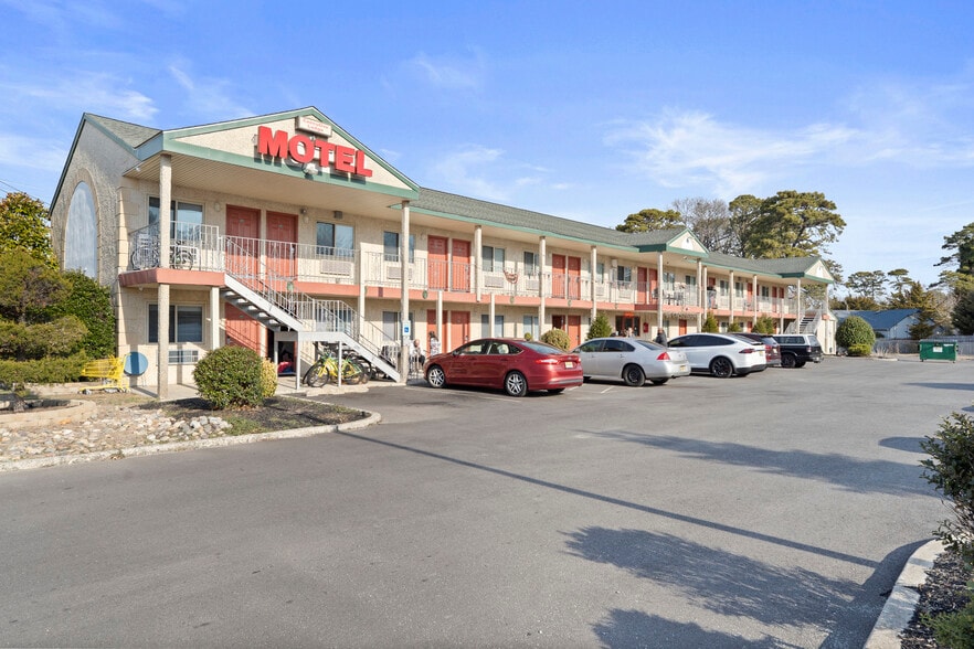 New Jersey Hospitality Portfolio Auction portfolio of 4 properties for sale on LoopNet.com - Building Photo - Image 3 of 23