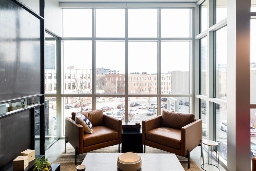 350 Massachusetts Ave, Indianapolis, IN for lease - Interior Photo - Image 2 of 8