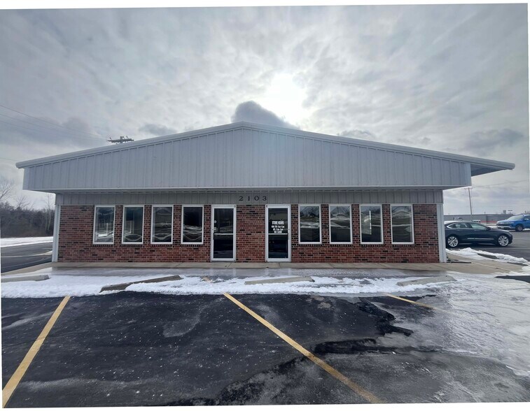 2103 Mo-291 Hwy, Harrisonville, MO for sale - Building Photo - Image 1 of 1