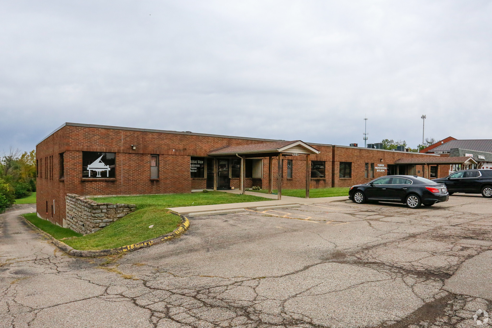 9309-9319 Cincinnati-Columbus Rd, West Chester, OH for sale Primary Photo- Image 1 of 1