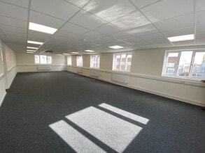25 Lyon Rd, Walton On Thames for lease Interior Photo- Image 1 of 2