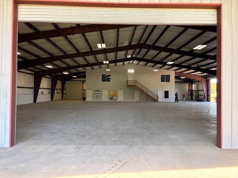 22825 McAuliffe Dr, Robertsdale, AL for lease - Building Photo - Image 3 of 5