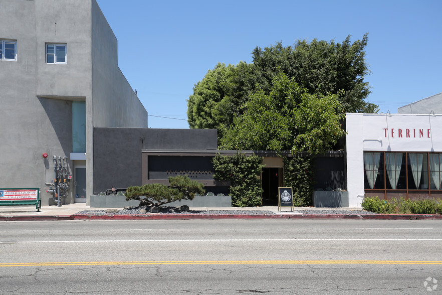 8271 Beverly Blvd, Los Angeles, CA for lease - Building Photo - Image 2 of 10