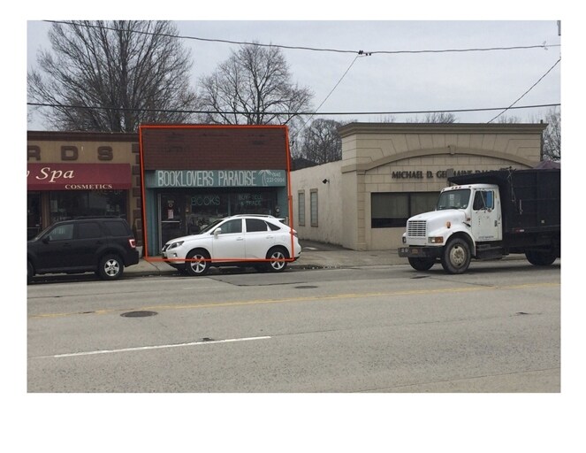 2972 Merrick Rd, Bellmore, NY 11710